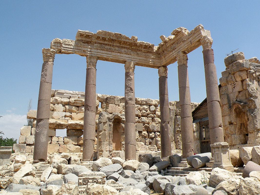 Bekaa Valley 14 Baalbek Great Court Roman Columns 